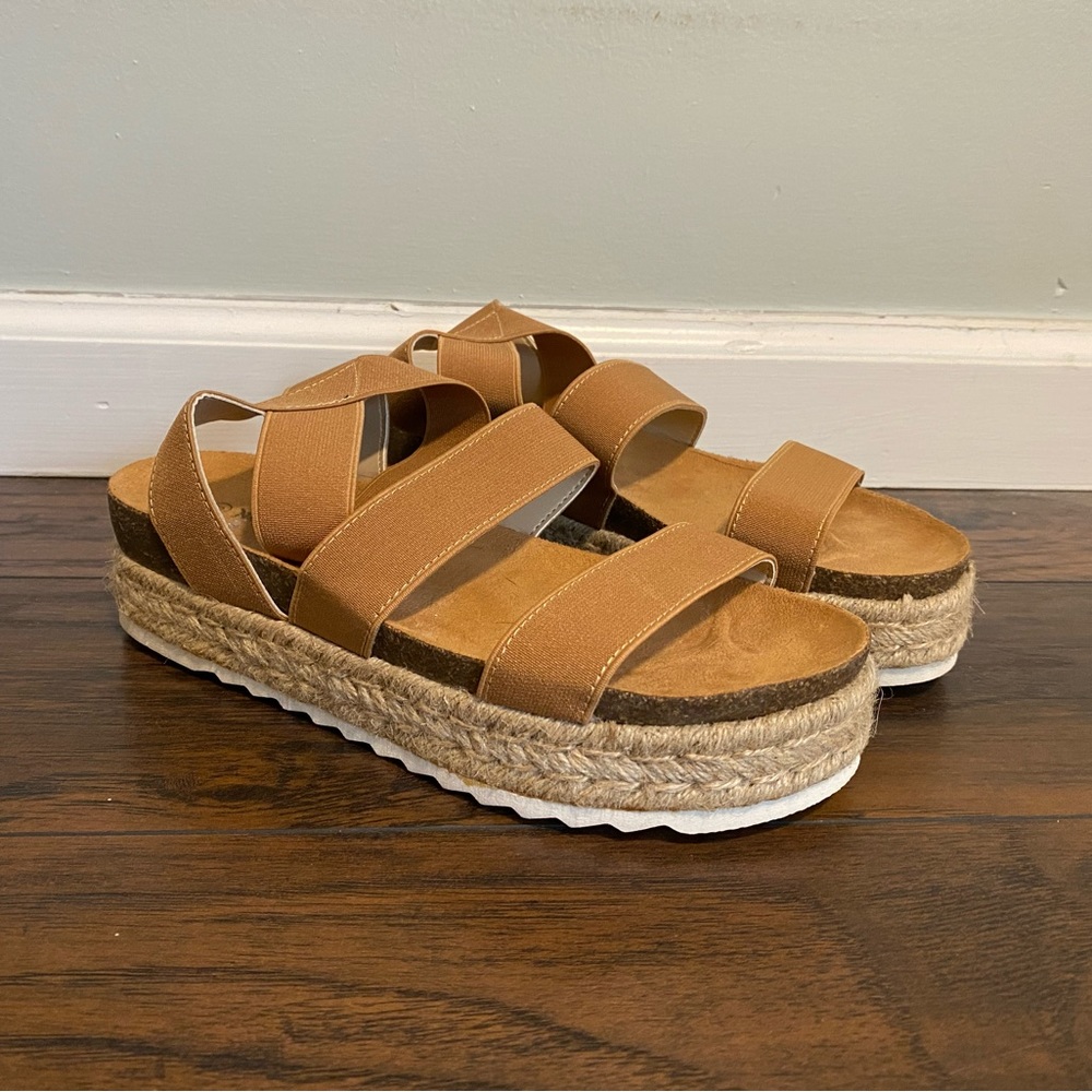 Platform sandals